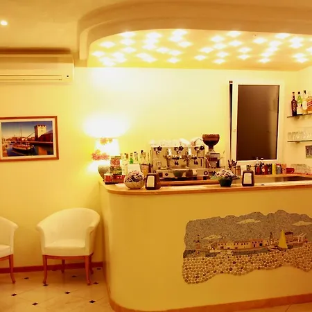 Monica Hotel