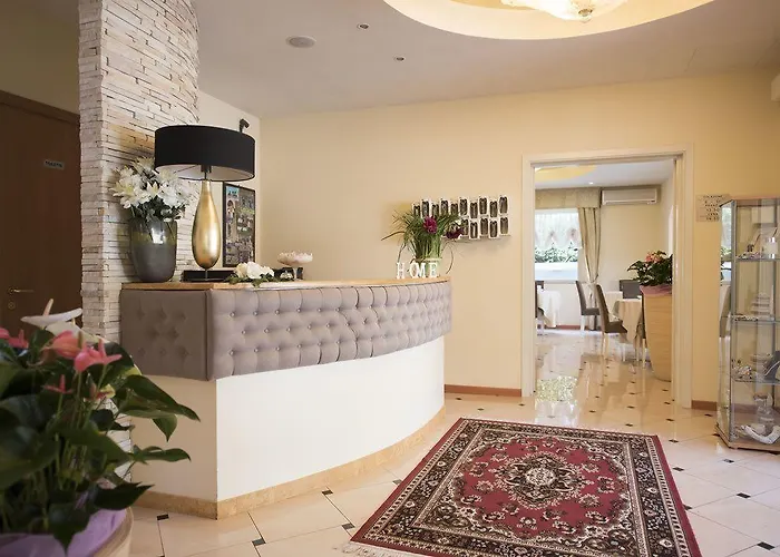 酒店 Monica Tragliata